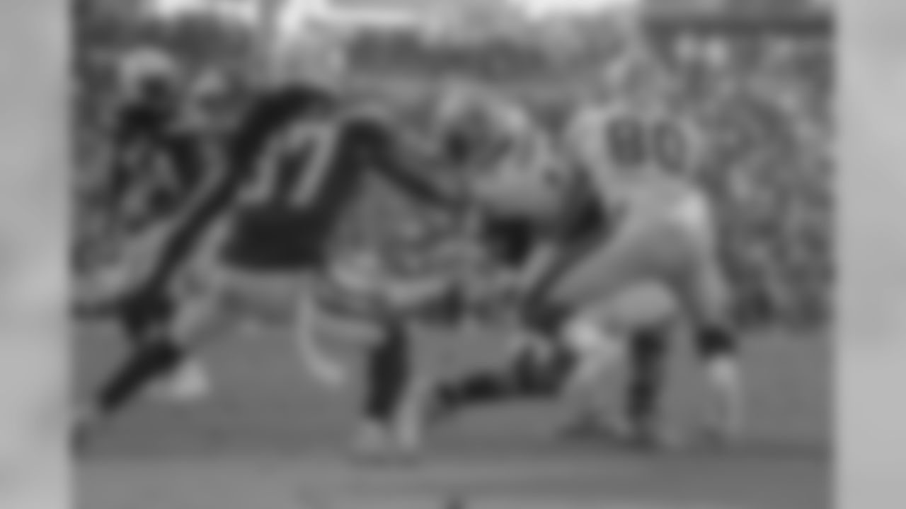 Gallery-saints-chargers-psgame3-2560x1440-1281