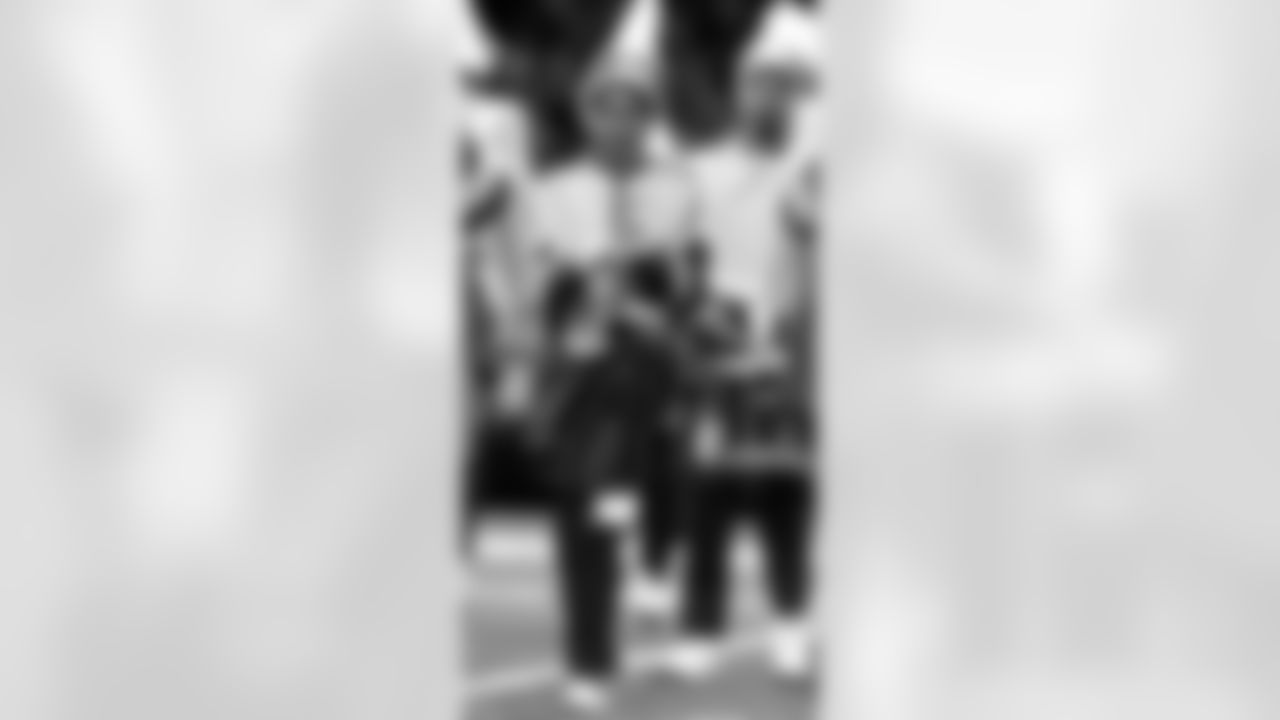 Gallery-NOSLAR-WK9-110418-0522