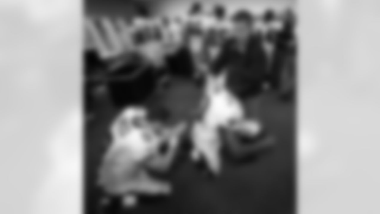 9 25 06 The Locker Room