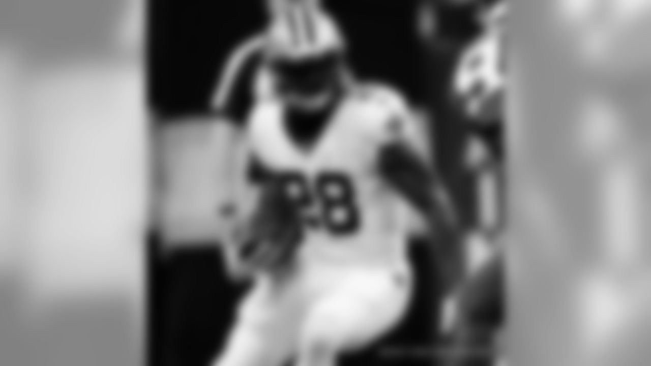 The New Orleans Saints and Minnesota Vikings battle it out in the Wild Card matchup at the Mercedes-Benz Superdome.
