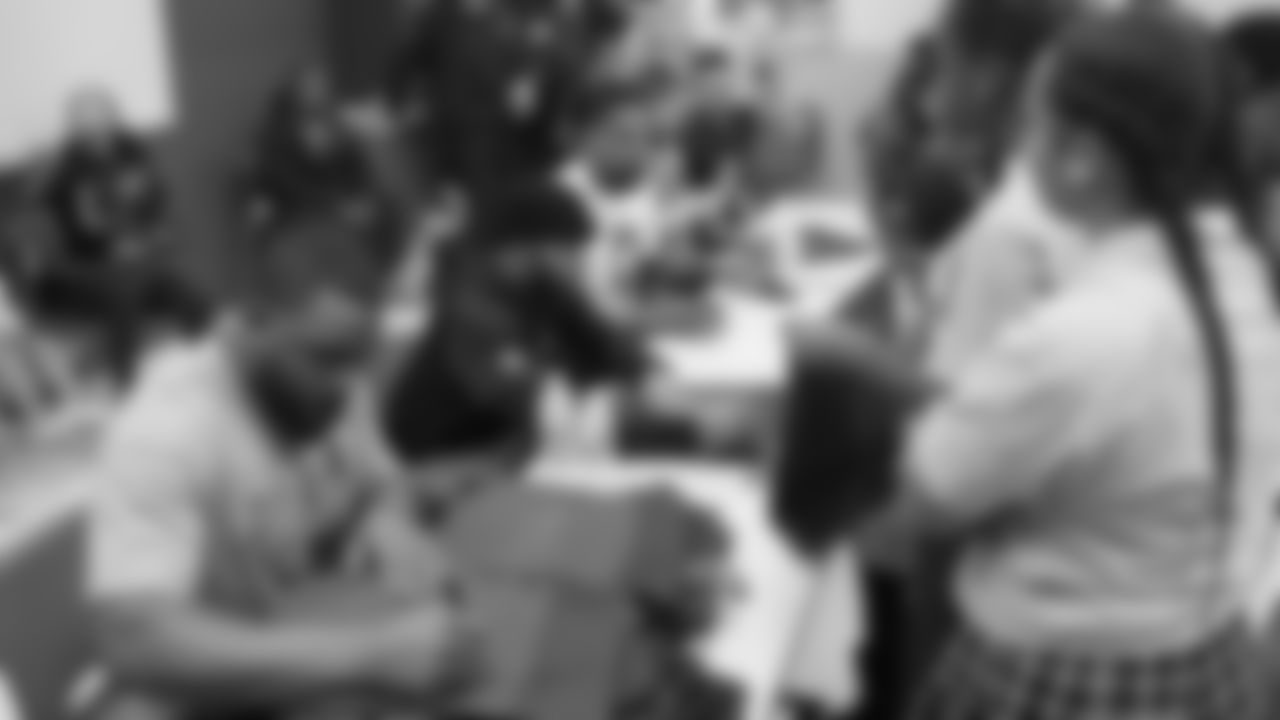 ingram-shopping-gallery-2560x1440-22