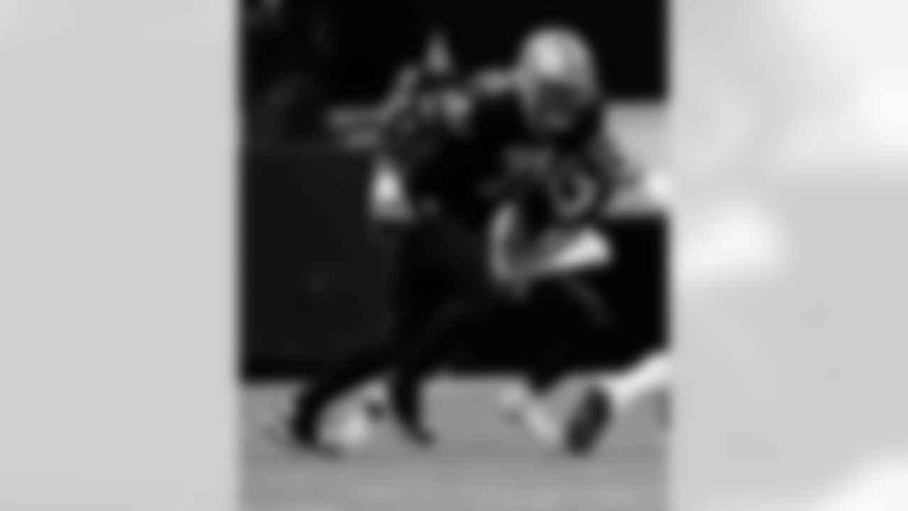 Game action photos from the New Orleans Saints vs. Atlanta Falcons matchup in Week 11 of the 2020 NFL season.