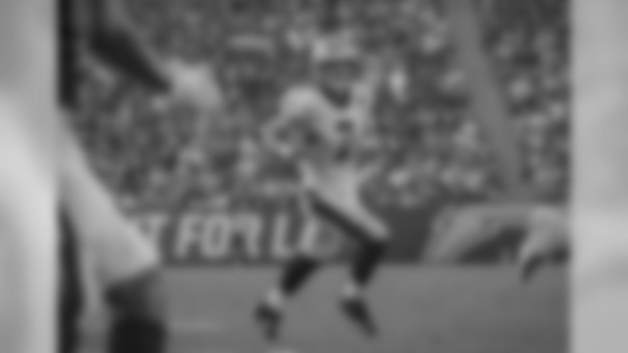 Gallery-saints-chargers-psgame3-2560x1440-3780