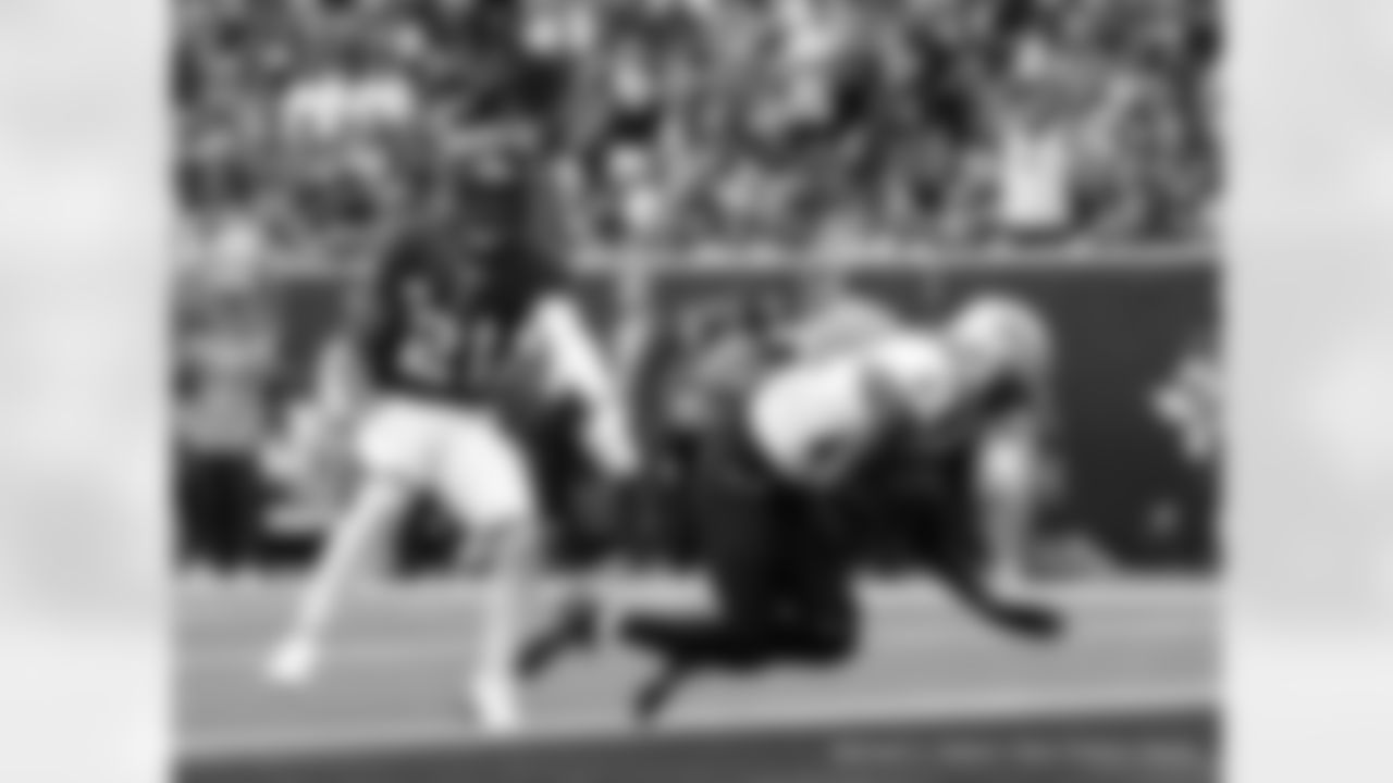 Check out the game action shots from the New Orleans Saints game against the Houston Texans in Week 6 of the 2023 NFL season.