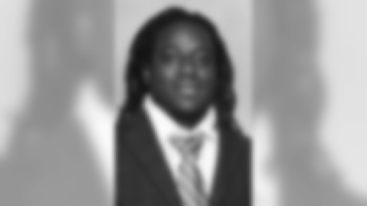 DE Travaris Barnes, Clemson