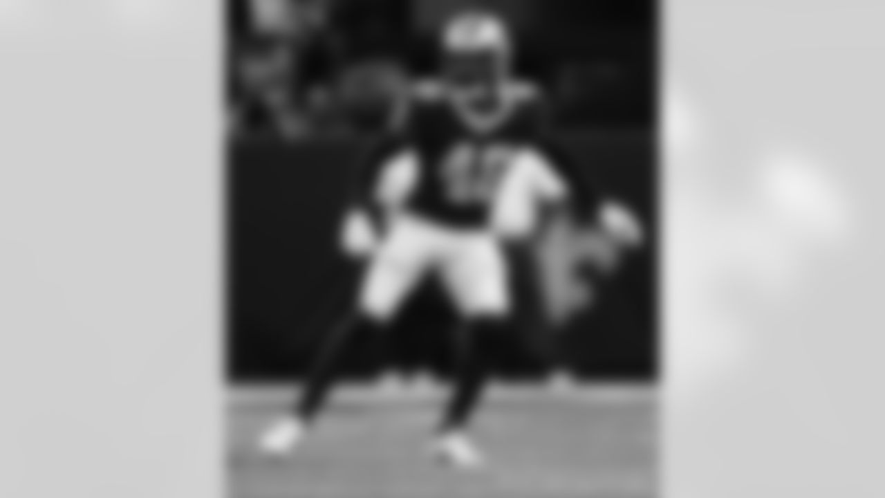 New Orleans Saints players in action during their 2022 Preseason Week 3 game against the Los Angeles Chargers.