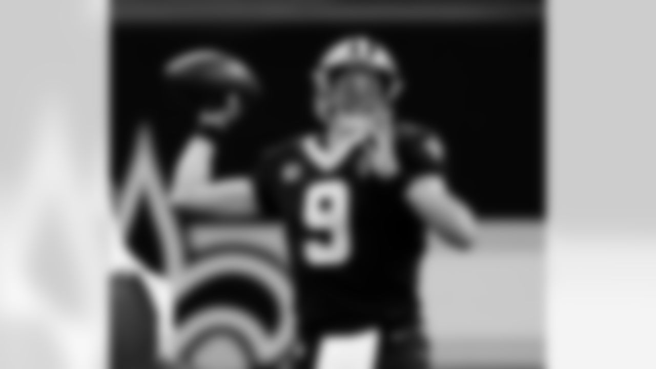 Game action photos from the New Orleans Saints vs. Kansas City Chiefs matchup in Week 15 of the 2020 NFL season.