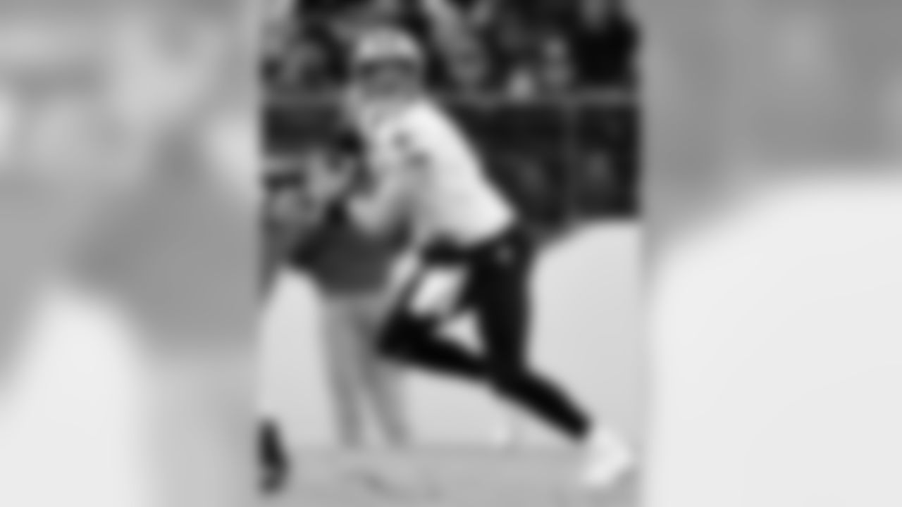 Gallery-Reg-Wk7-Saints-Ravens-Game-Action-2-102118-046