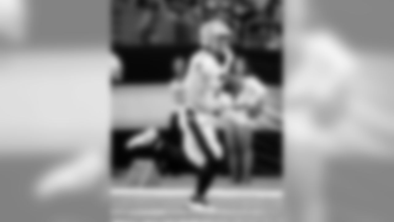 2019 Saints Pre Season
Vikings 35 Saints 24 (L)
2019 New Orleans Saints
All Images Copyright Michael C. Hebert