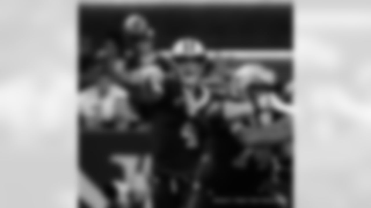 Check out the game action from the New Orleans Saints game against the Tennessee Titans in Week 1 of the 2023 NFL season including quarterback Derek Carr (4).