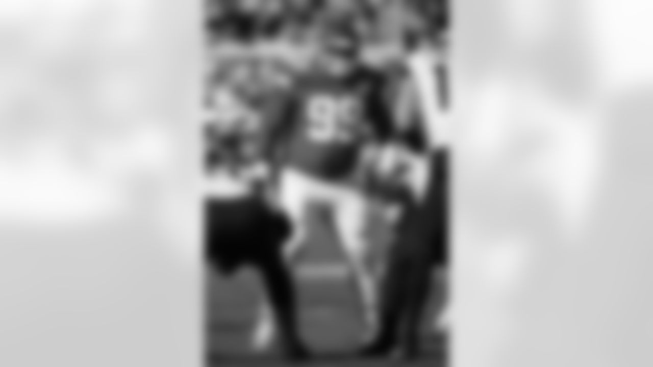 New Orleans Saints announced that they have agreed to terms with free agent defensive tackle Khalen Saunders on Friday, March 17, 2023. Check out Khalen in action with the Kansas City Chiefs during his NFL career.