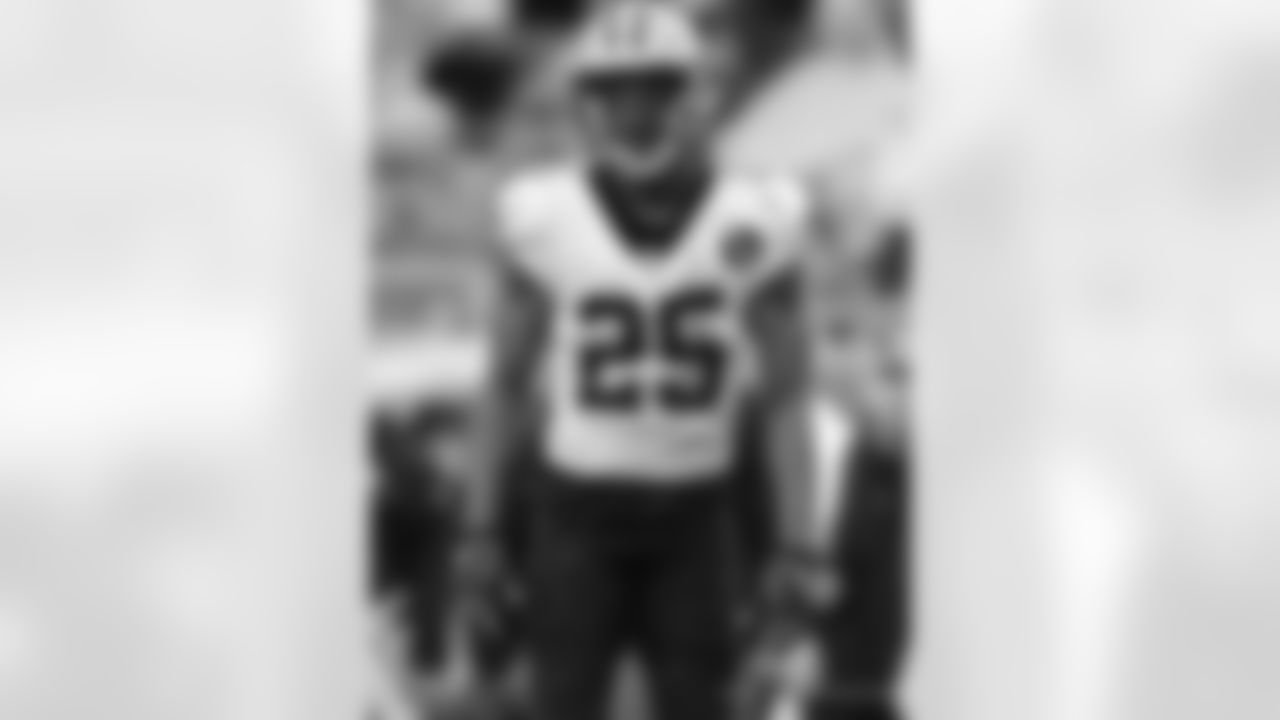 Saints 28 - Bucs 14 (W)
South Division Champions
New Orleans Saints 2018 Season
Michael C. Hebert