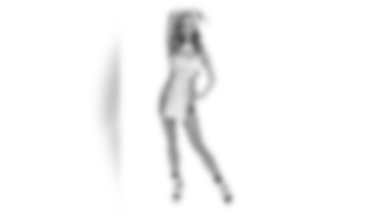Gallery_Faces_Saintsations_Paulina_011819_05