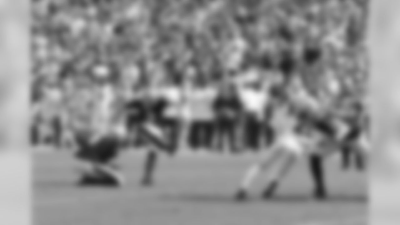 Photo-Saints-Rams-2019-Week-2-Game-Action-Slack-21