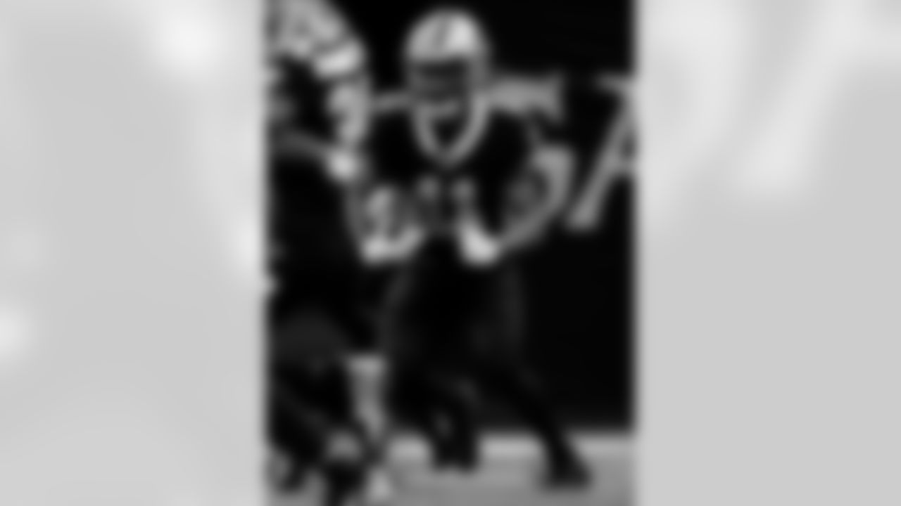 Check out photos of New Orleans Saints wide receiver Deonte Harris in action during the 2020 NFL season.