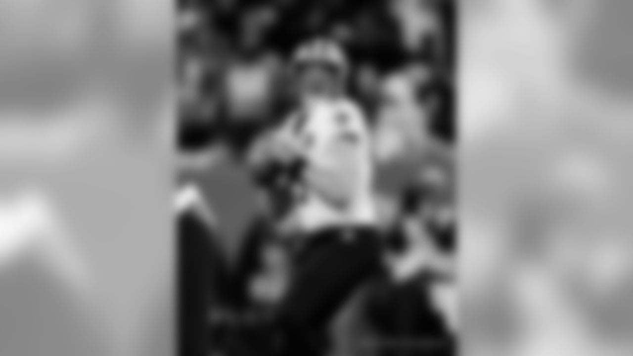 Saints 12 - Carolina 9 (W)
New Orleans Saints 2018 Season
Michael C. Hebert