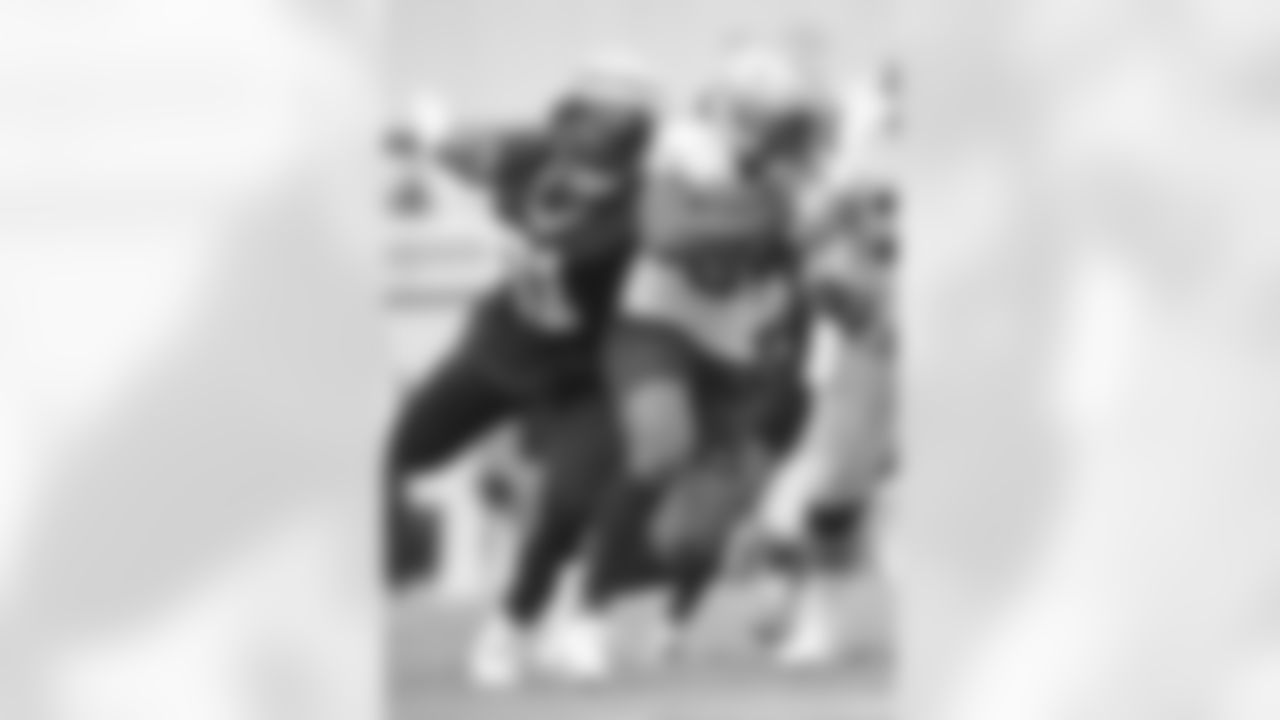 New Orleans Saints defensive linemen Jaleel Johnson and running back Tony Jones Jr. took the field for practice during 2022 Training Camp presented by Rouses Markets on Friday, July 29.