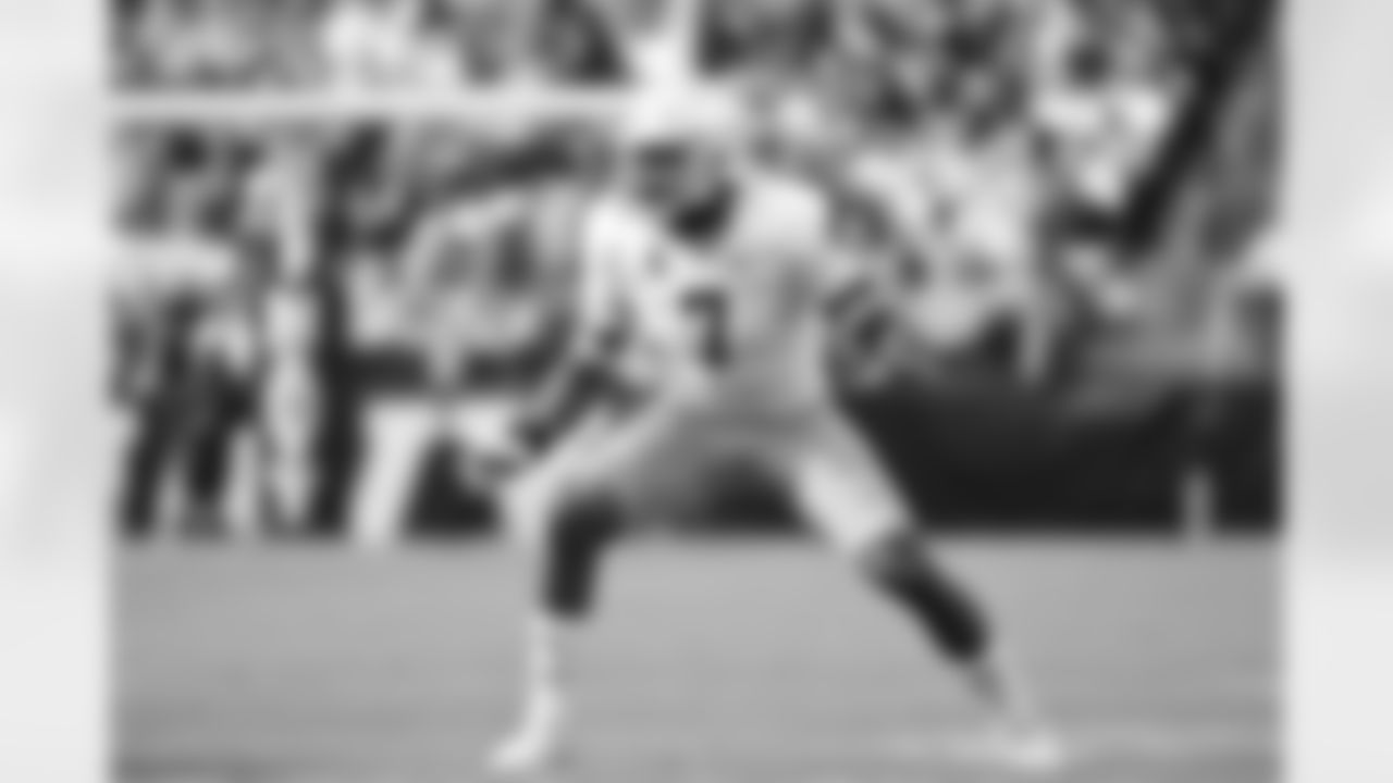 Check out photos of New Orleans Saints 2023 NFL Draft second round selection Isaiah Foskey, edge out of Notre Dame who was selected with the 40th pick.