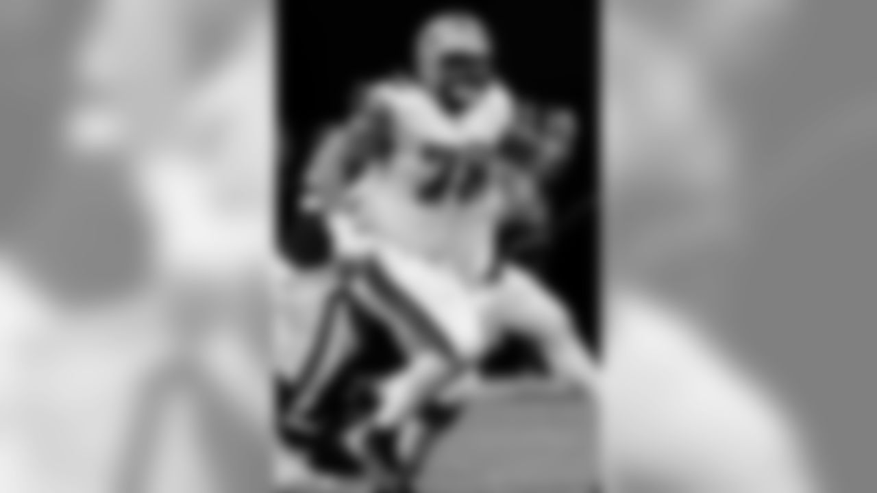 Game action photos from Thursday Night Football on Thanksgiving night 2019 as the New Orleans Saints defeated the Atlanta Falcons in week 13 at Mercedes-Benz Stadium.
