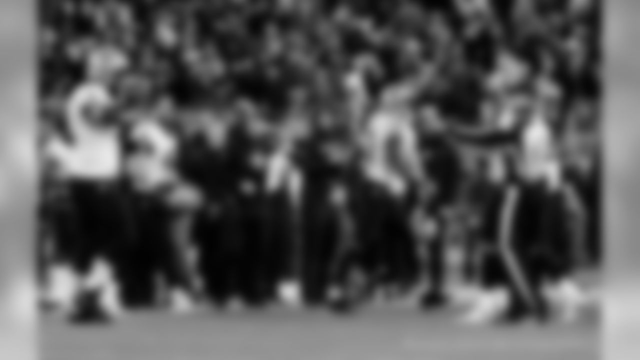Saints 12 - Carolina 9 (W)
New Orleans Saints 2018 Season
Michael C. Hebert
