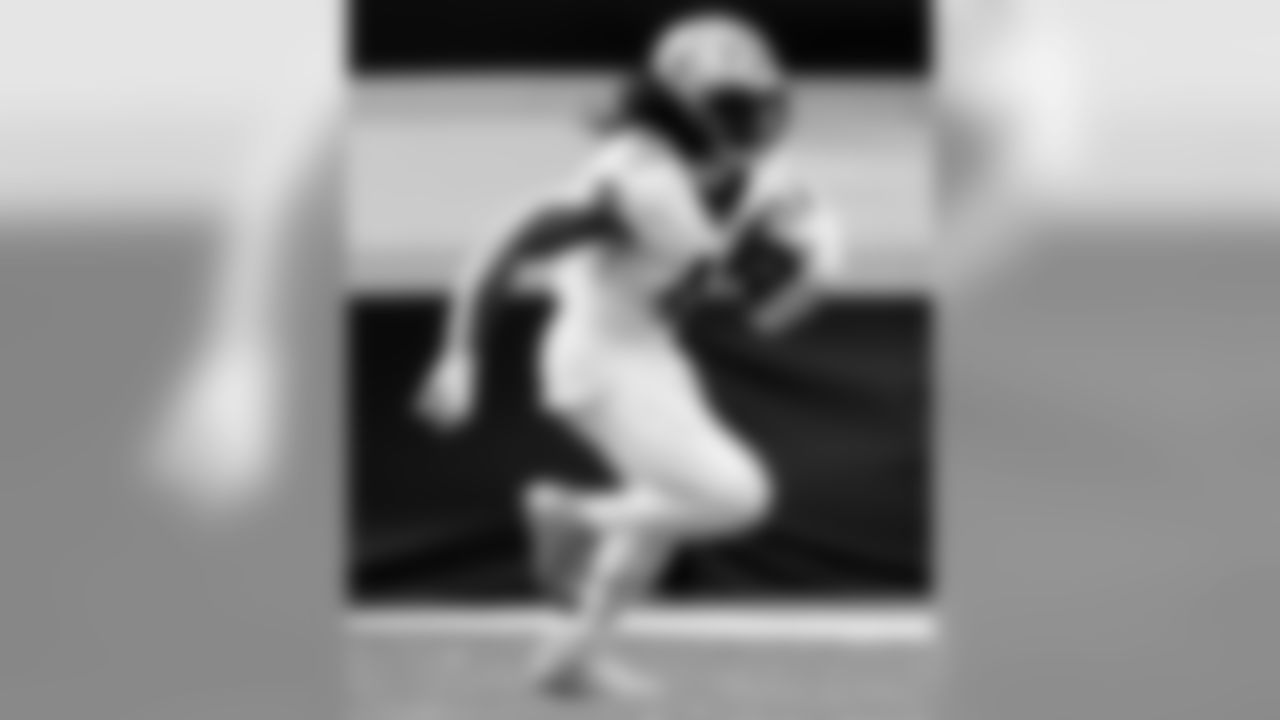 The New Orleans Saints and Minnesota Vikings battle it out in the Wild Card matchup at the Mercedes-Benz Superdome.