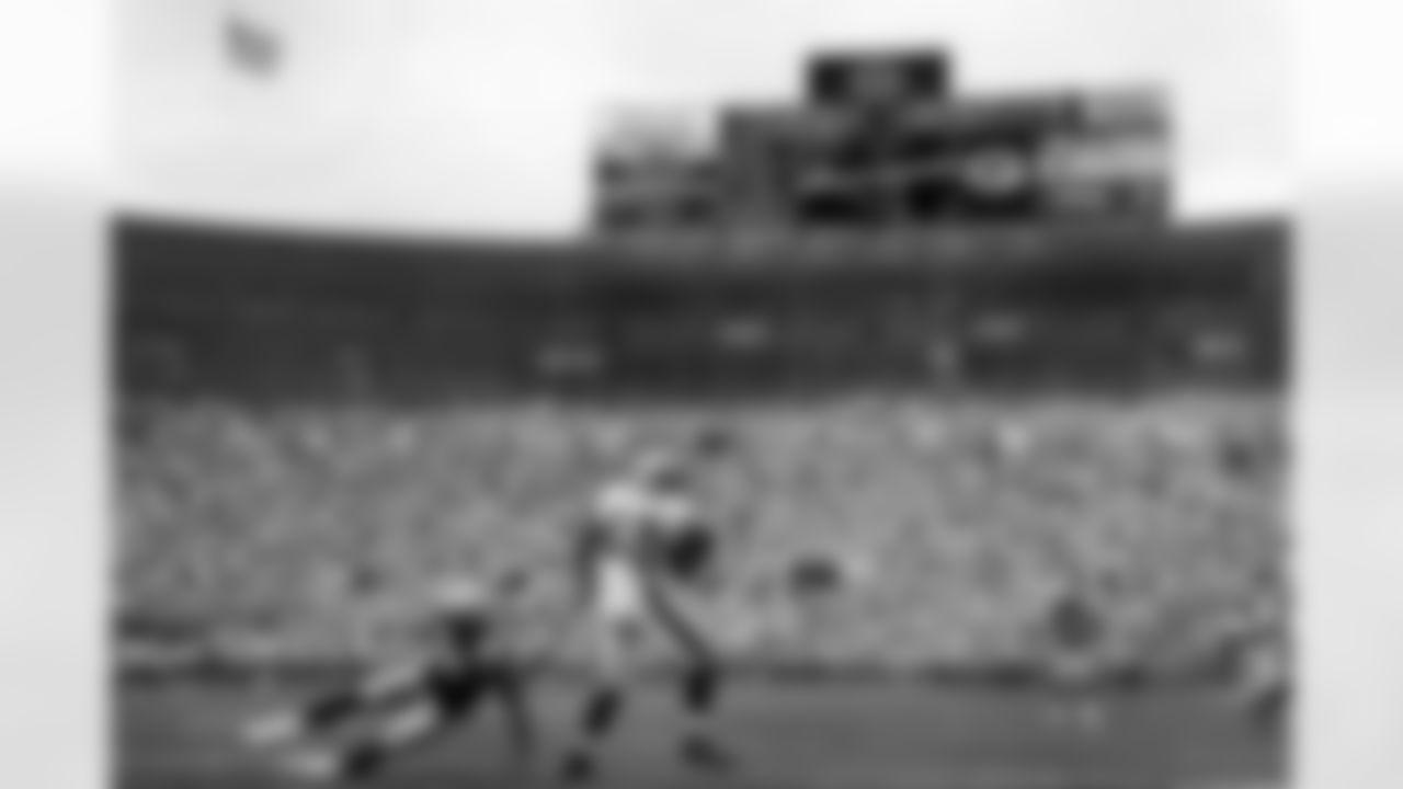 9 17 06 Saints at Packers Special BandW