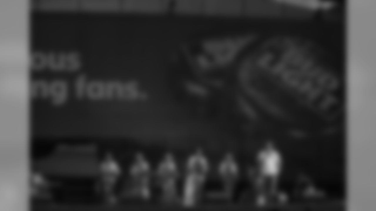 Gallery-Champion-Square-Gameday-2560x1440-20190807_0141
