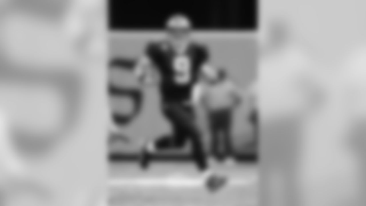 The number of seasons Brees has thrown for at least 3,000 yards, tied for fourth in NFL history.