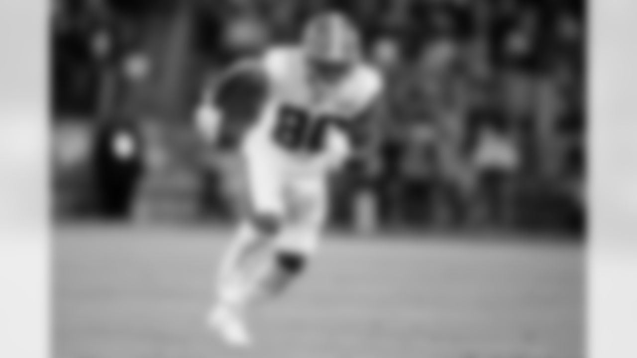 New Orleans Saints announced that they have agreed to terms with free agent receiver Jarvis Landry. Check out Jarvis in action with the LSU Tigers, Miami Dolphins, and Cleveland Browns during his career.