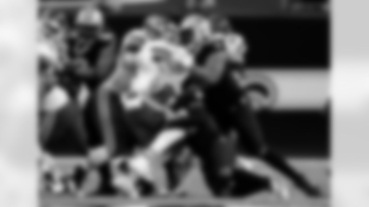 Game action photos from the New Orleans Saints vs. Kansas City Chiefs matchup in Week 15 of the 2020 NFL season.