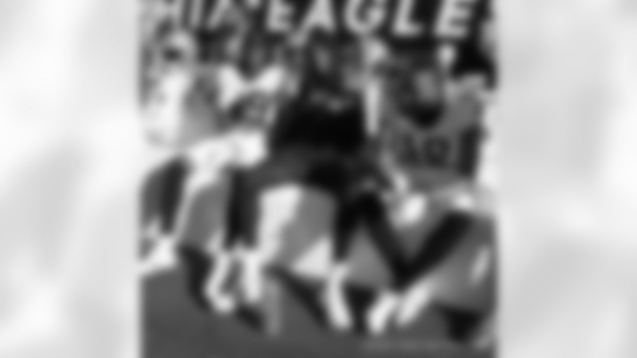 Check out the pregame warmups from the New Orleans Saints ahead of their game against the Philadelphia Eagles in Week 17 of the 2022 NFL season.