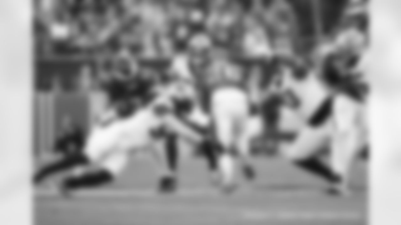 Check out the game action from the New Orleans Saints win against the Philadelphia Eagles in Week 17 of the 2022 NFL season.