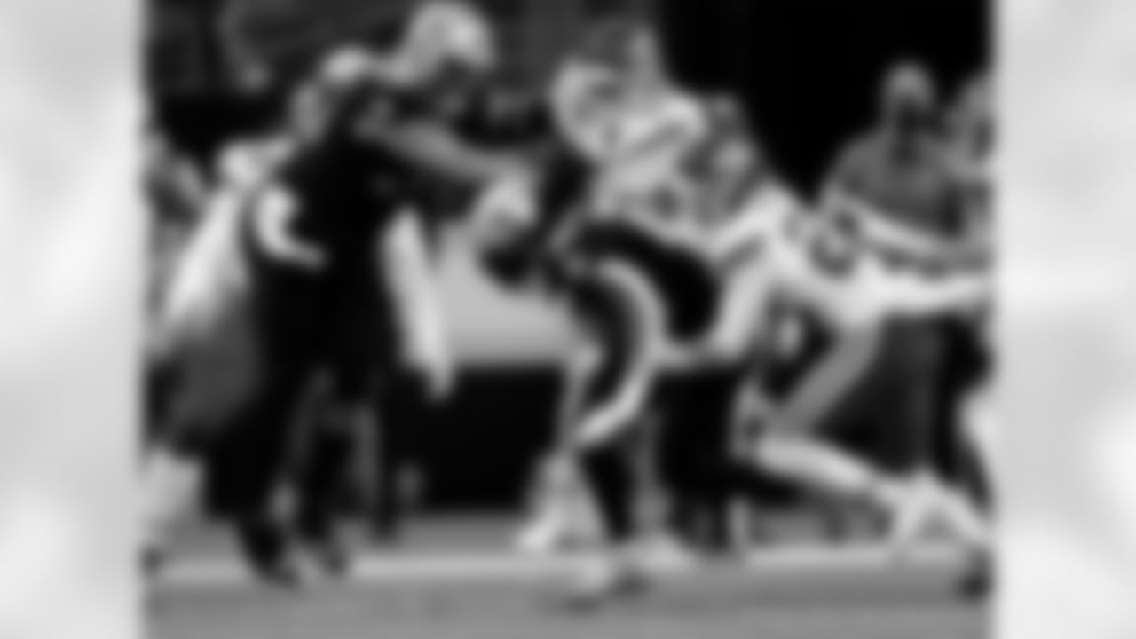 Game action photos from the New Orleans Saints vs. Kansas City Chiefs matchup in Week 15 of the 2020 NFL season.