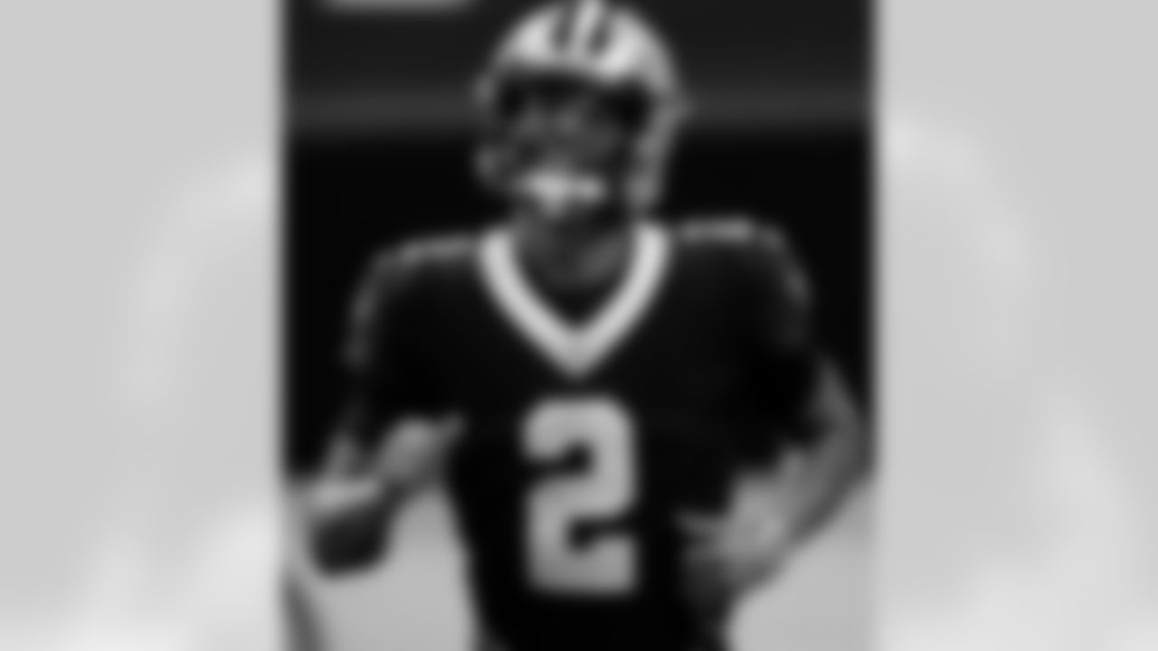 Pregame photos from the New Orleans Saints playing host to the San Francisco 49ers in Week 10 of the 2020 NFL season.