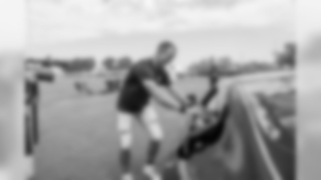 Gallery_TrainingCamp_QBChallenge_08222927