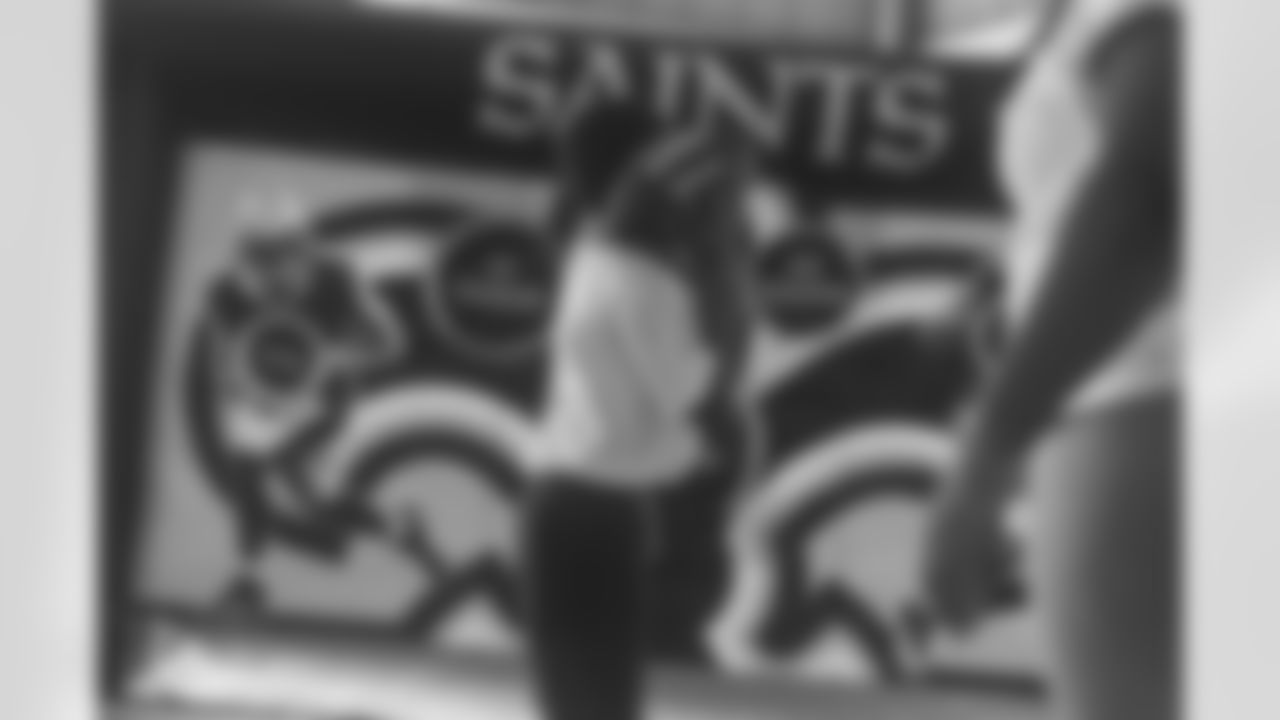 On Thursday, June 29, 2023, McDonald's unveiled a beautiful mural at Evans Park with artists Tyrik and Rontherin from YAYA Arts Center presented by Hancock Whitney. Following the unveiling, the Saints hosted a Play Football Experience for the NORDC Summer Camp.