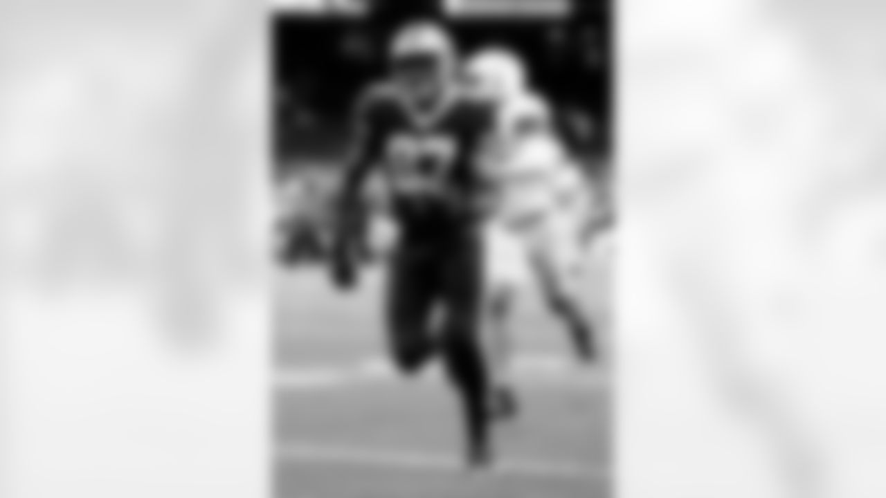 Game action photos from the New Orleans Saints vs. Los Angeles Chargers matchup in Week 5 of the 2020 NFL season.