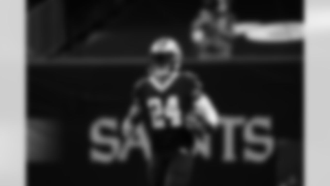 Check out running back Dwayne Washington in action with the New Orleans Saints over the years.