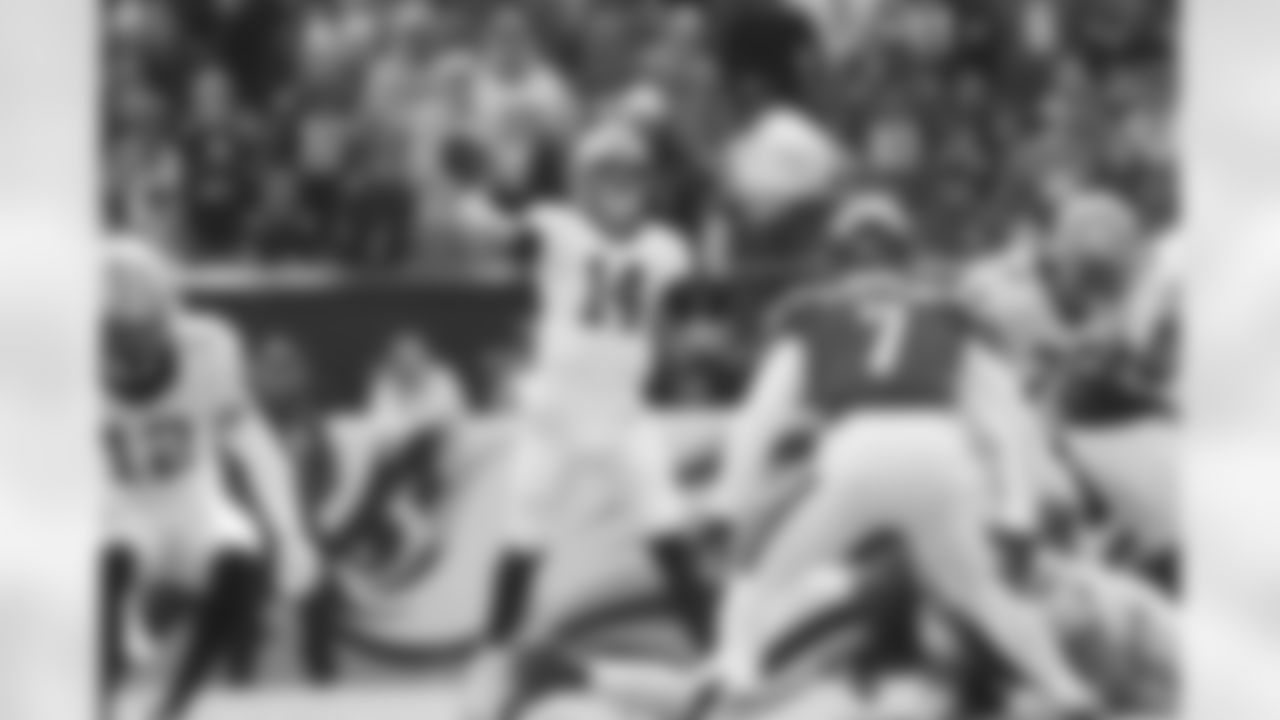 Check out photos of New Orleans Saints quarterbacks Andy Dalton and Jameis Winston in action throughout the 2022 season.