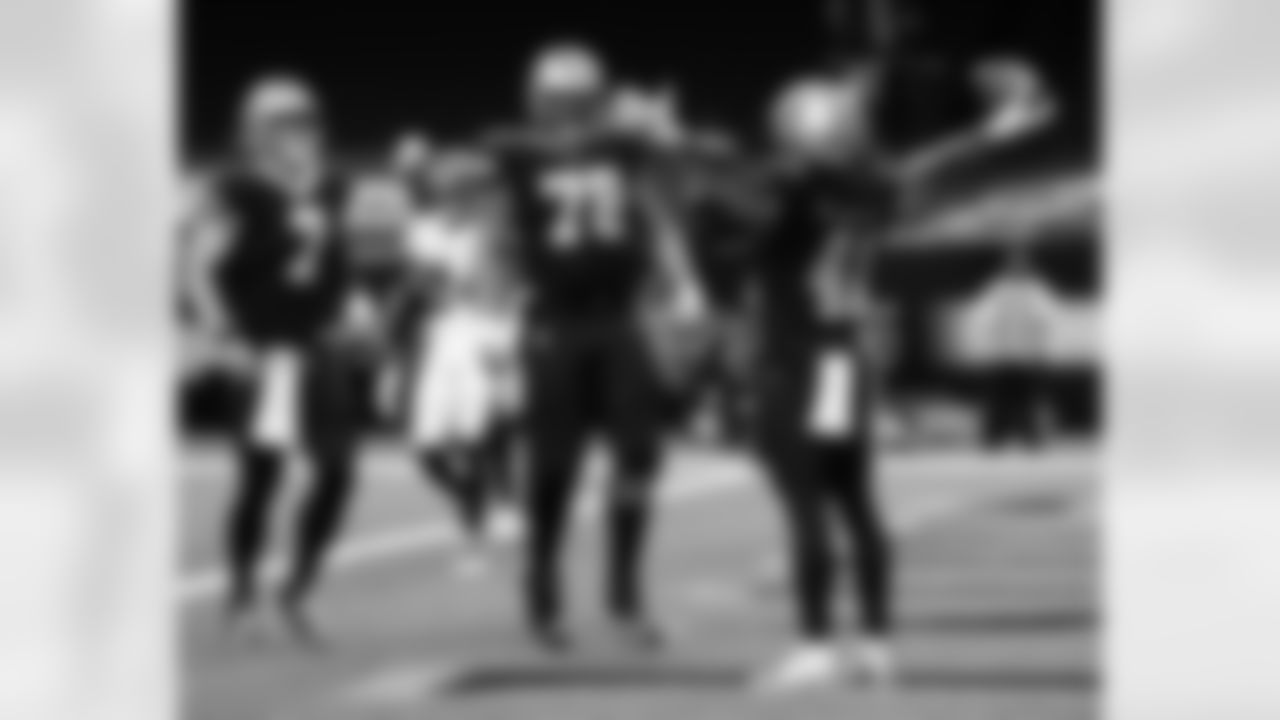 Check out the best moments from New Orleans Saints running back Alvin Kamara in the first three weeks of the 2020 NFL football season.