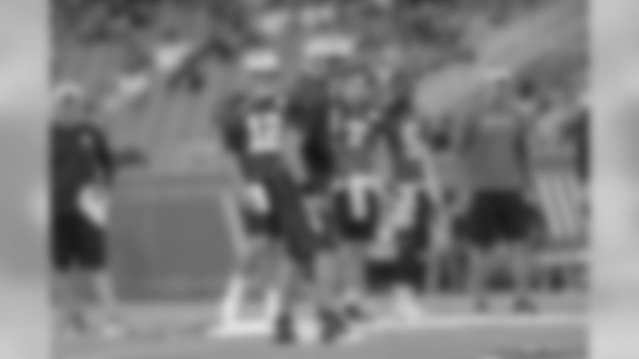Gallery-training-camp-Tulane-2560x14401052