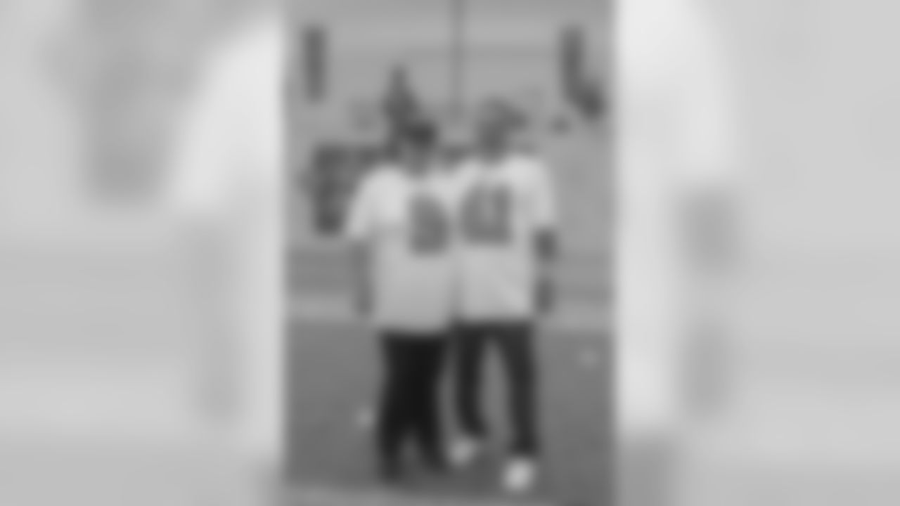 Gallery-Champions-2560-1440-1002