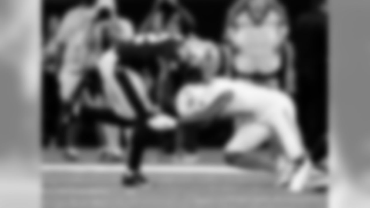 2019 Saints Pre Season
Dolphins 16- Saints 13 (L)
2019 New Orleans Saints
All Images Copyright Michael C. Hebert