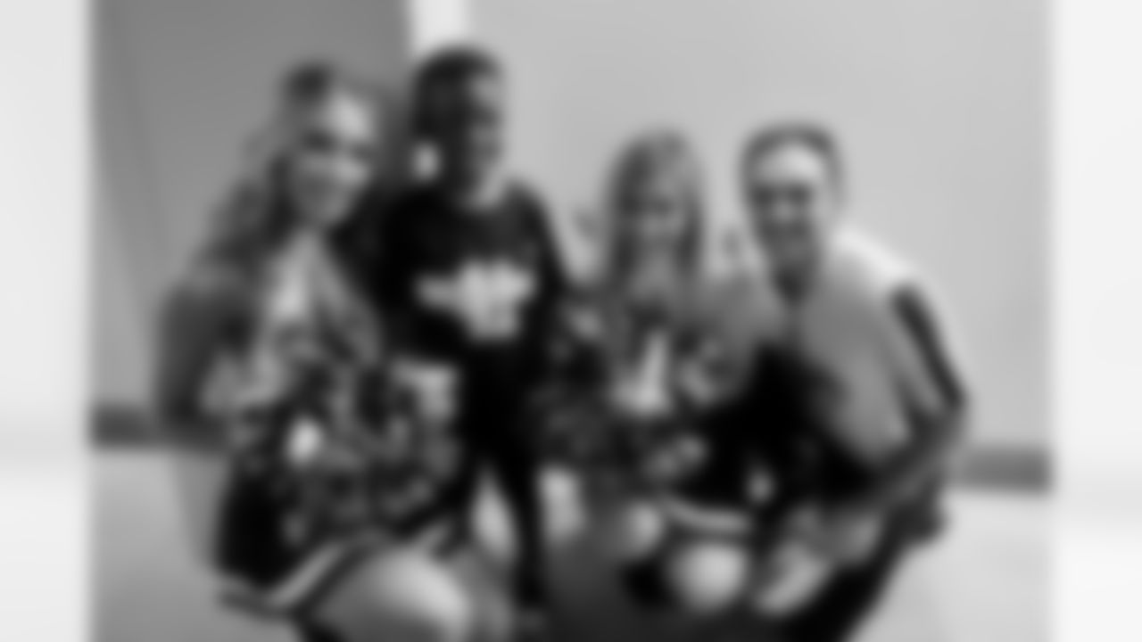 New Orleans Saints fans check out open practice at 2022 Saints Training Camp presented by Rouses Markets on Sunday, August 21 at the Caesars Superdome.
