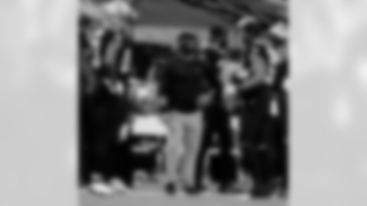 Game action photos from the New Orleans Saints vs. Chicago Bears matchup in the Wild Card round of the 2020 NFL playoffs.