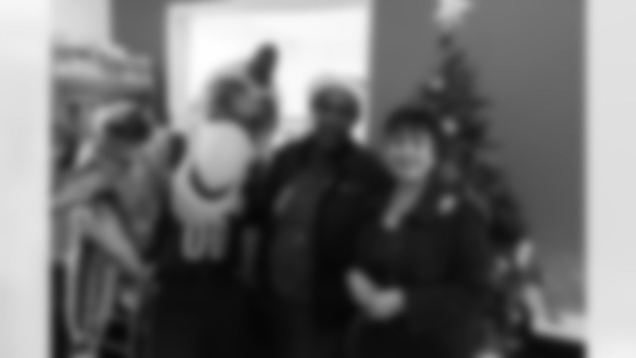 New Orleans Saints owner and Pelicans governor Gayle Benson attended the holiday party of the Bastion community and gifted Rouses gift cards to 58 families on Thursday, December 15 as part of her 2022 Month of Giving for the holiday season.