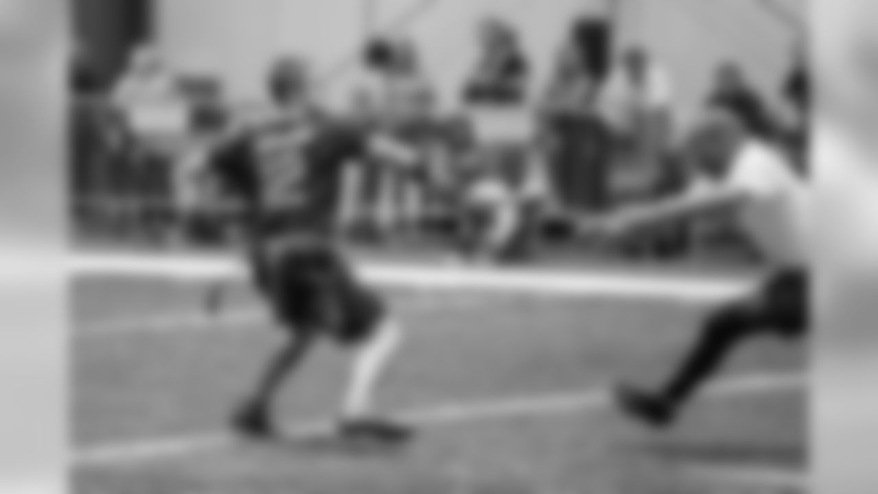 Gallery_NOPDFlagFootball0917192560x144039