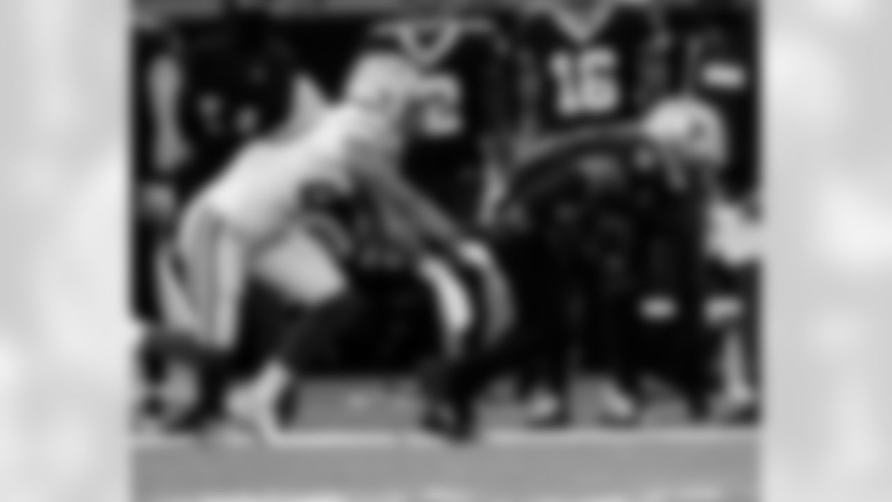 Game action photos from the New Orleans Saints vs. Green Bay Packers matchup in Week 3 of the 2020 NFL season.