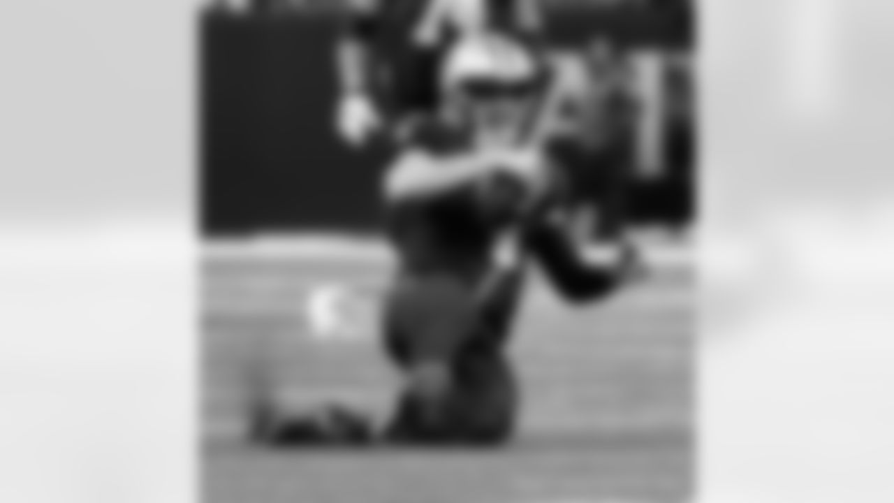 Check out the game action from the New Orleans Saints game against the Tennessee Titans in Week 1 of the 2023 NFL season including quarterback Derek Carr (4).