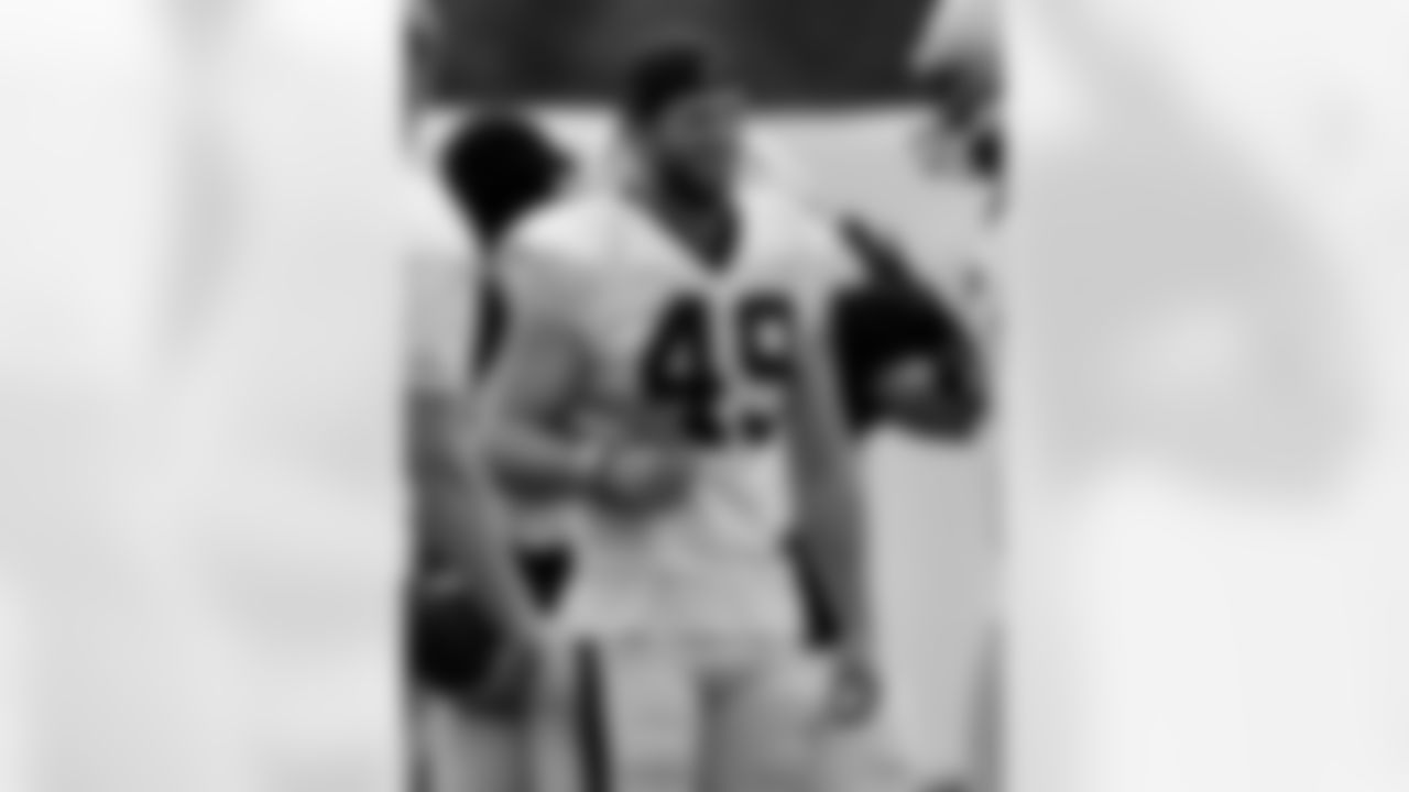 49 Zach Wood | LS